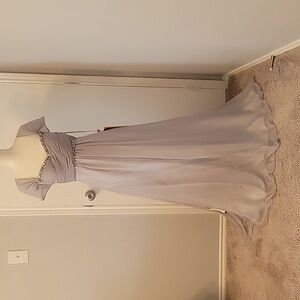 May Queen U.S.A Size 8 Off-Shoulder Gown with Versatile Sleeves
